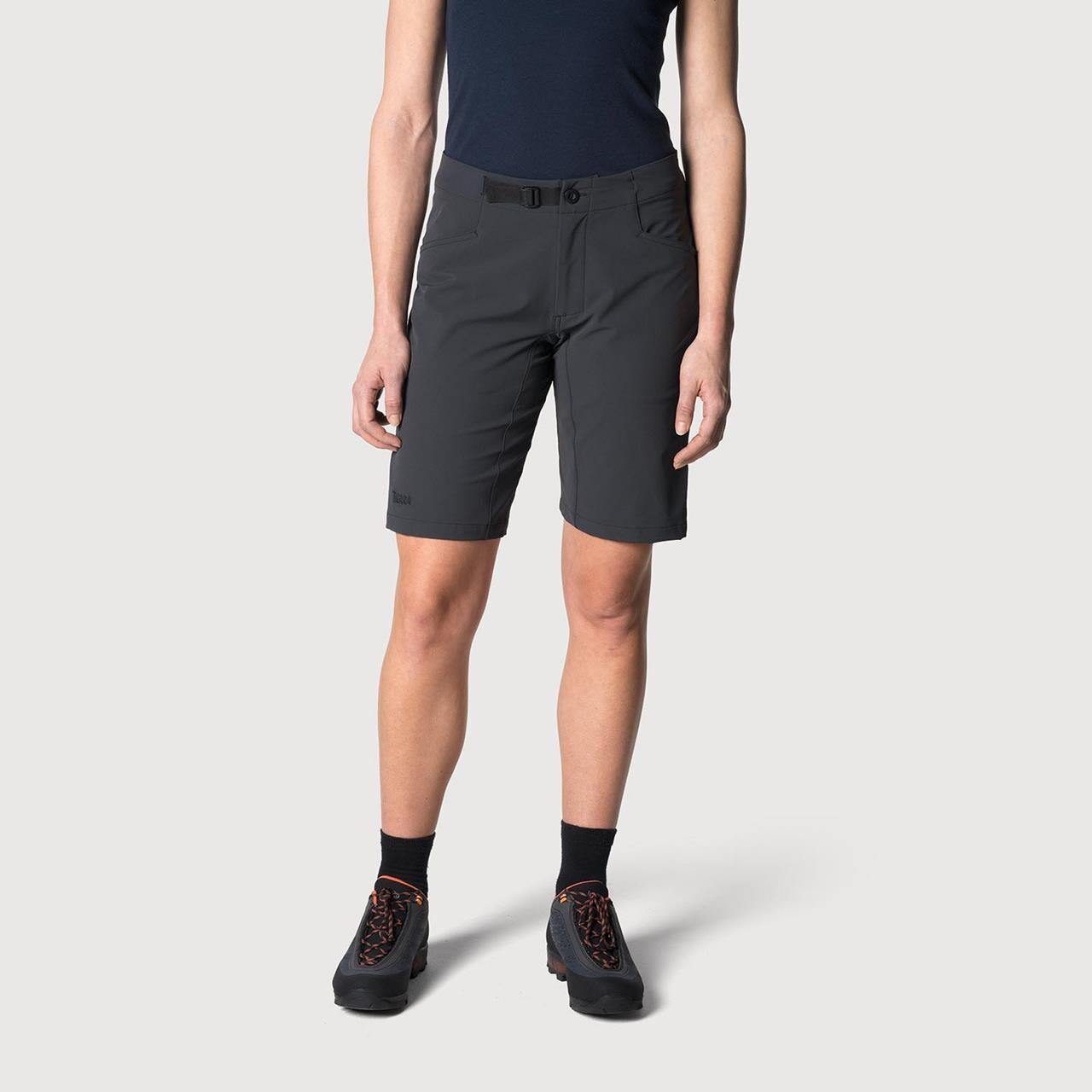 Tierra Womens Off Course Shorts 11 " Sort Black/asphalt 36