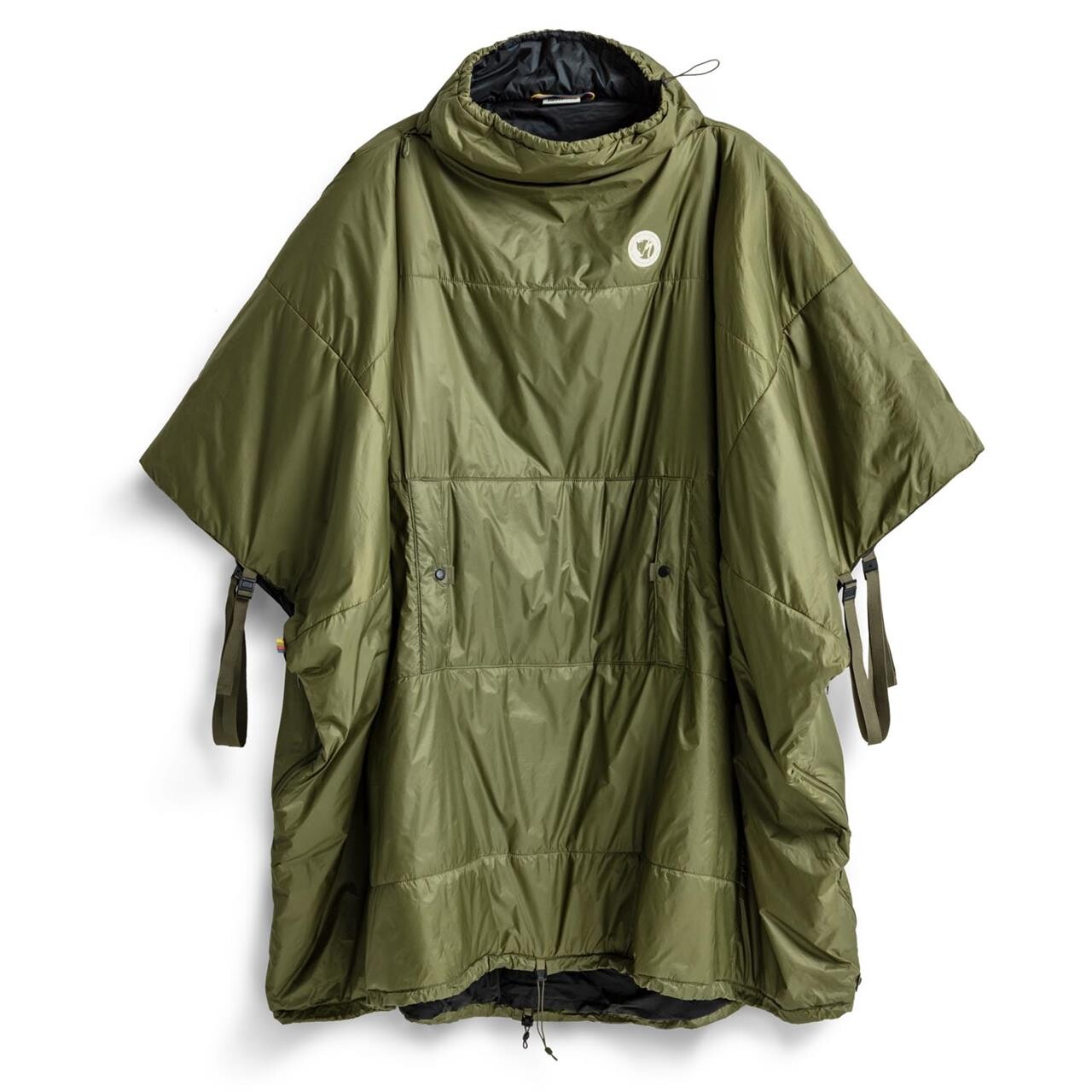 Se Fjällräven S/F Sleep Poncho Reg (Grøn (GREEN/620) ONE SIZE) hos Friluftsland.dk